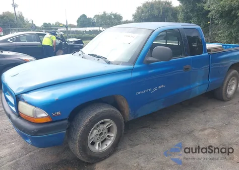 2000 Dodge Dakota Slt/Sport из США, поврежденный, VIN 1B7GL22X9YS592381